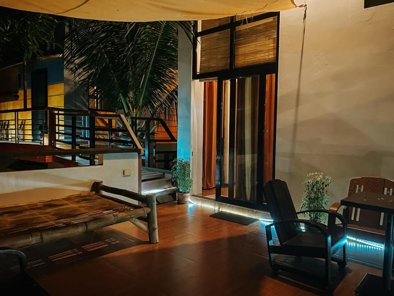 The Bistro House - Loft Unit - Vigan公寓 外观 照片